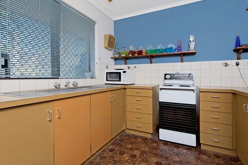 9 Gleneagles Crescent, NORTHLAKES NT 0812, Northlakes - Thumbnail 3