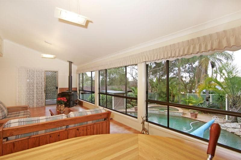 33 Curzon Avenue, BATEAU BAY NSW 2261, Bateau Bay - Thumbnail 4