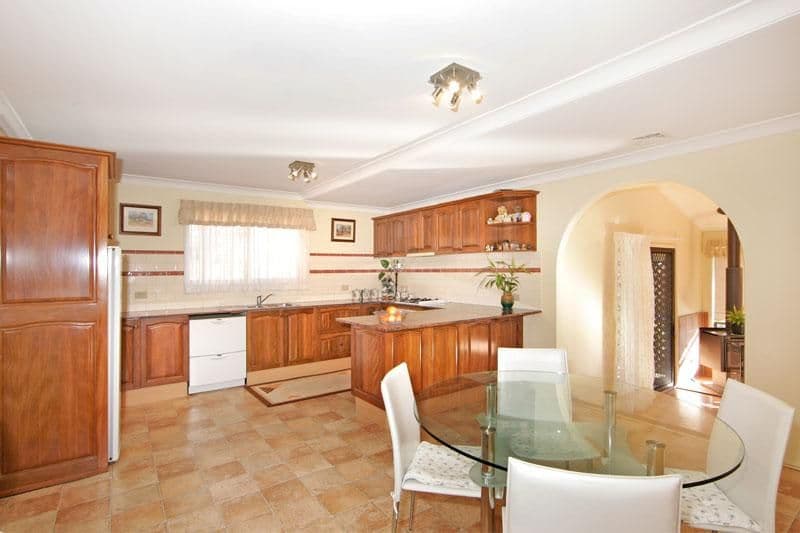 33 Curzon Avenue, BATEAU BAY NSW 2261, Bateau Bay - Thumbnail 5