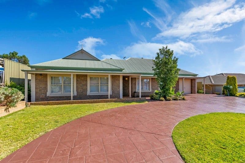 29 Hedgerow Drive, Gulfview Heights SA 5096, Gulfview Heights - Thumbnail 2