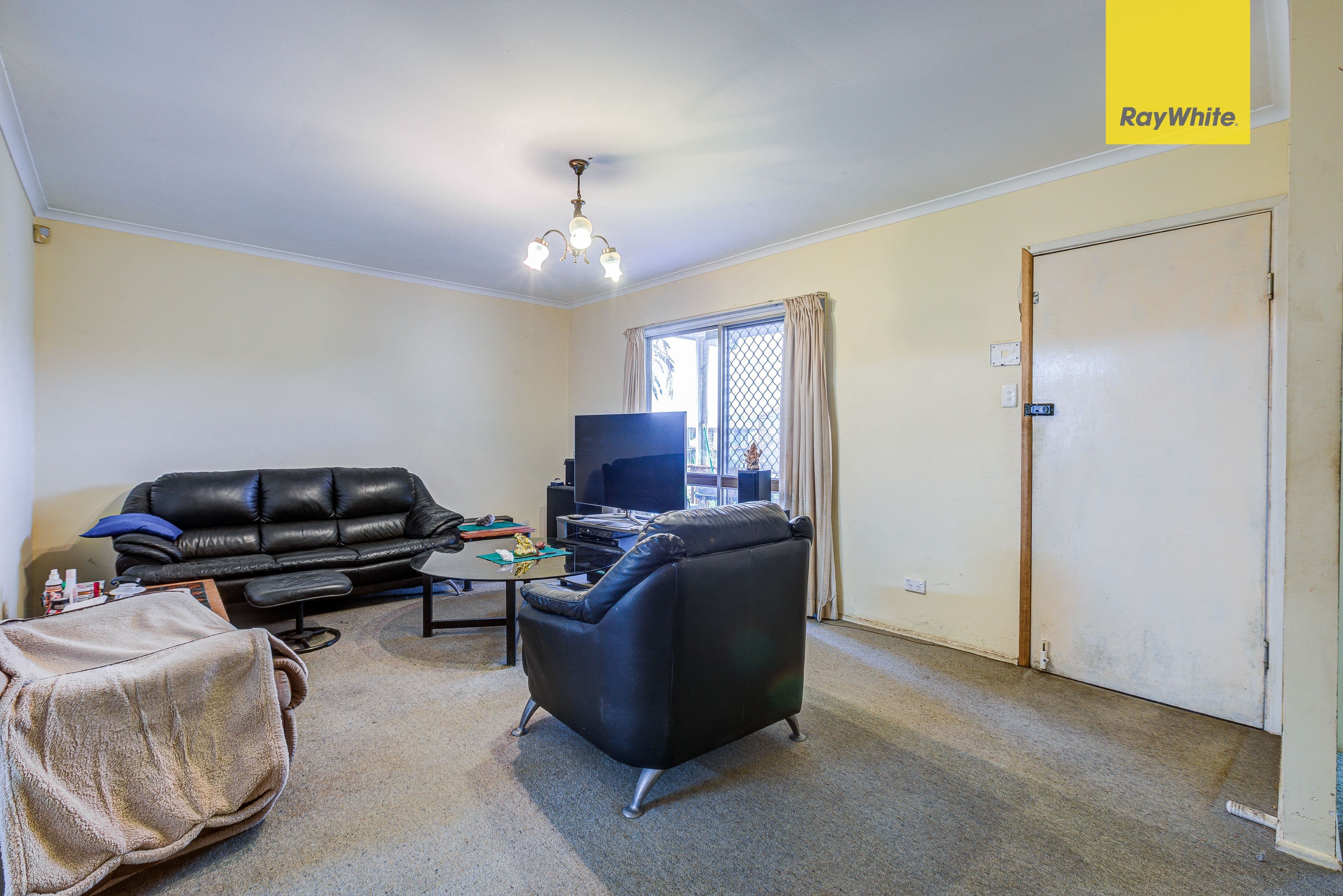 11 Heather Street, Logan Central QLD 4114, Logan Central - Thumbnail 8