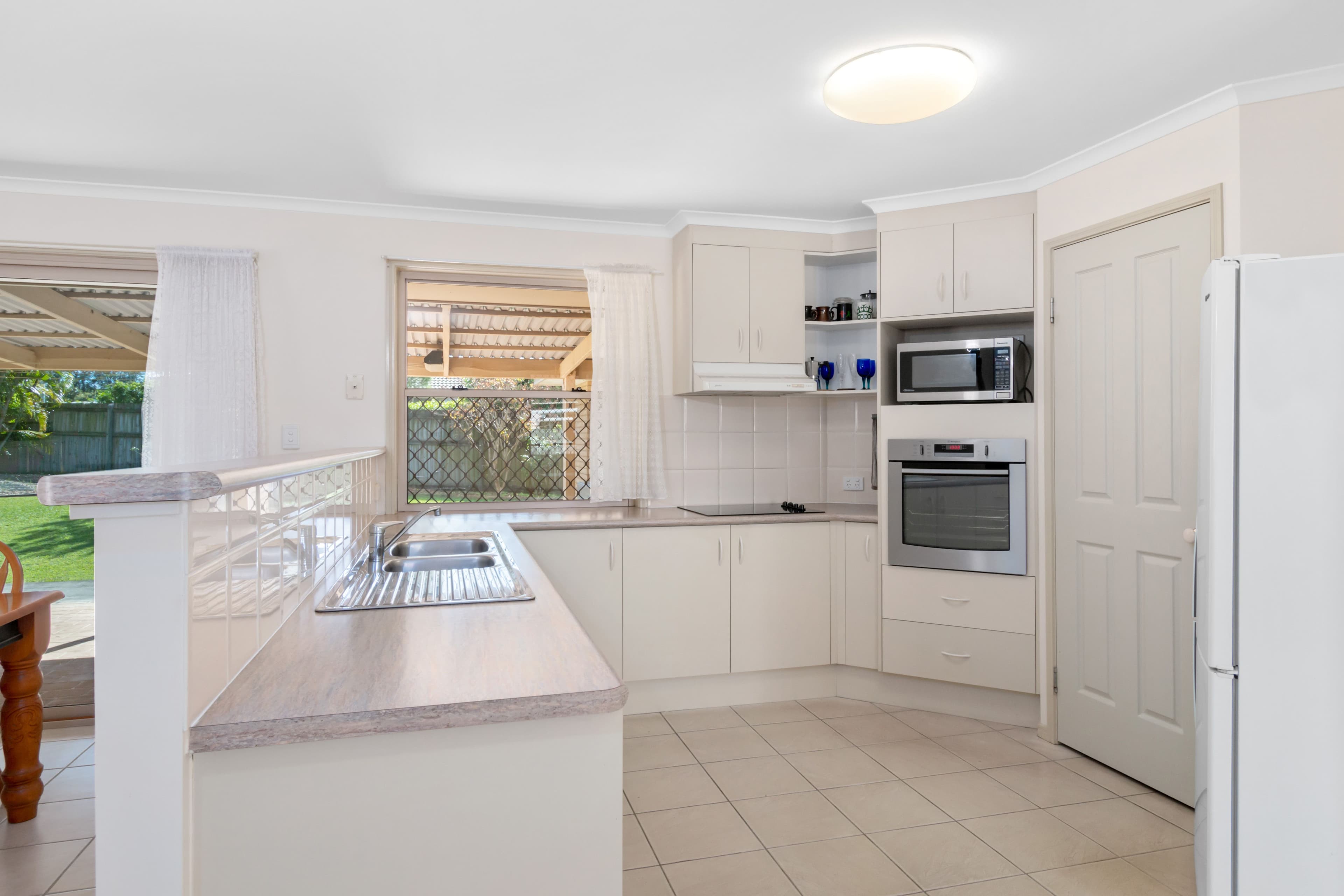 56 Miles Crescent, Manly West QLD 4179, Manly West - Thumbnail 3