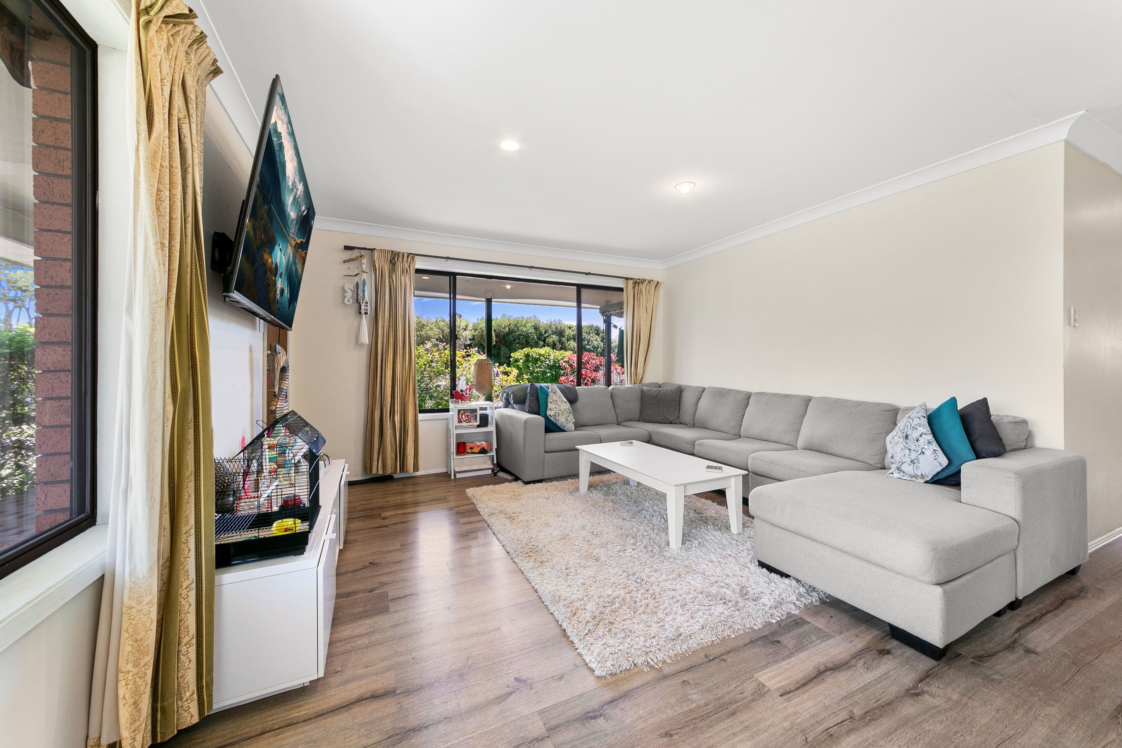 28 Vales Road, Mannering Park NSW 2259, Mannering Park - Thumbnail 6