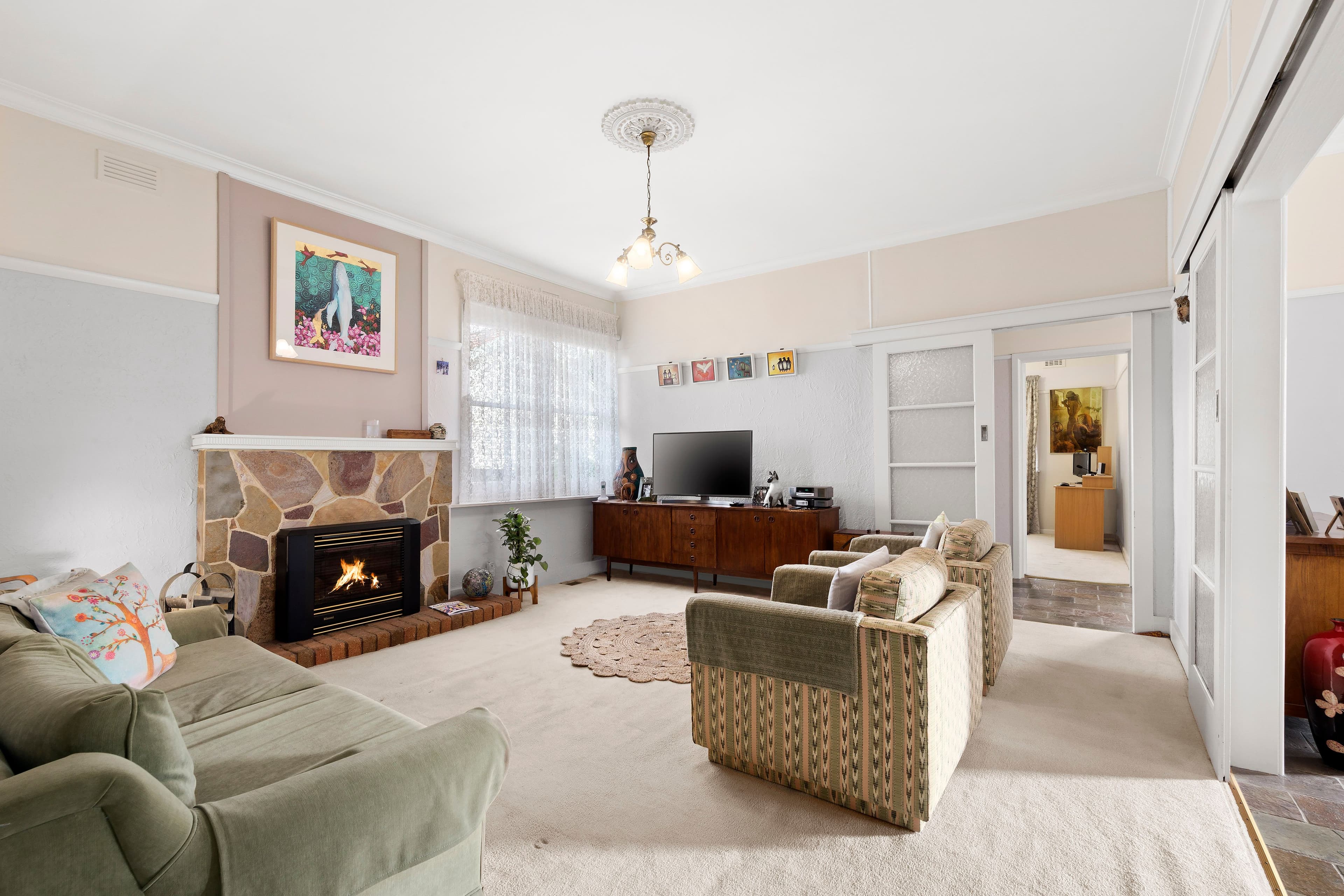 4 Dorothy Grove, Ferntree Gully VIC 3156, Ferntree Gully - Thumbnail 2