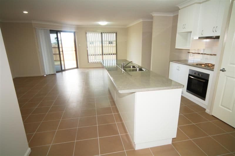 53 Diggers Drive, DALBY QLD 4405, Dalby - Thumbnail 2