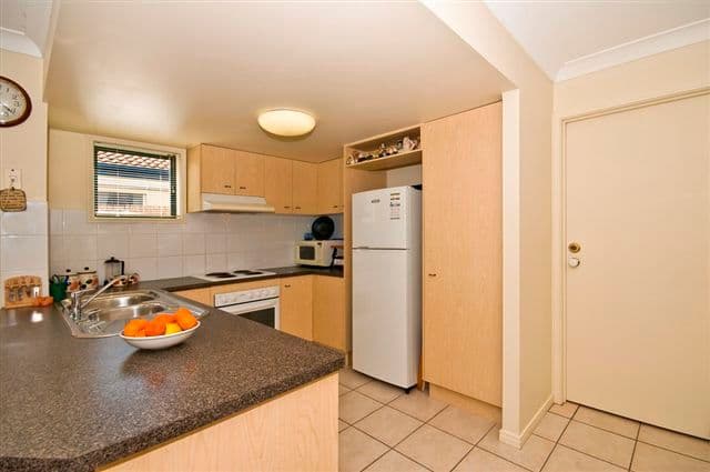 55 Marble Arch Place, ARUNDEL QLD 4214, Arundel - Thumbnail 2