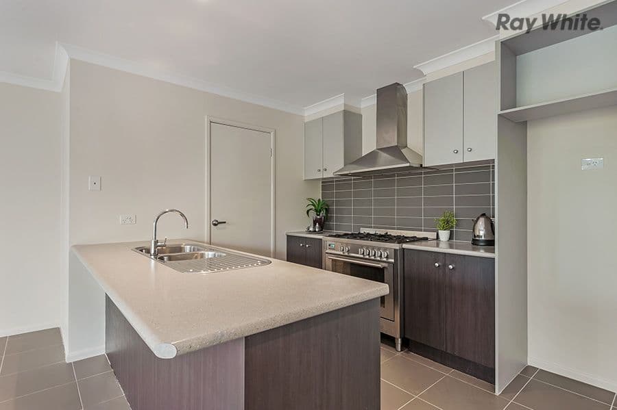 15 Lawson Place, Burnside Heights VIC 3023, Burnside Heights - Thumbnail 8