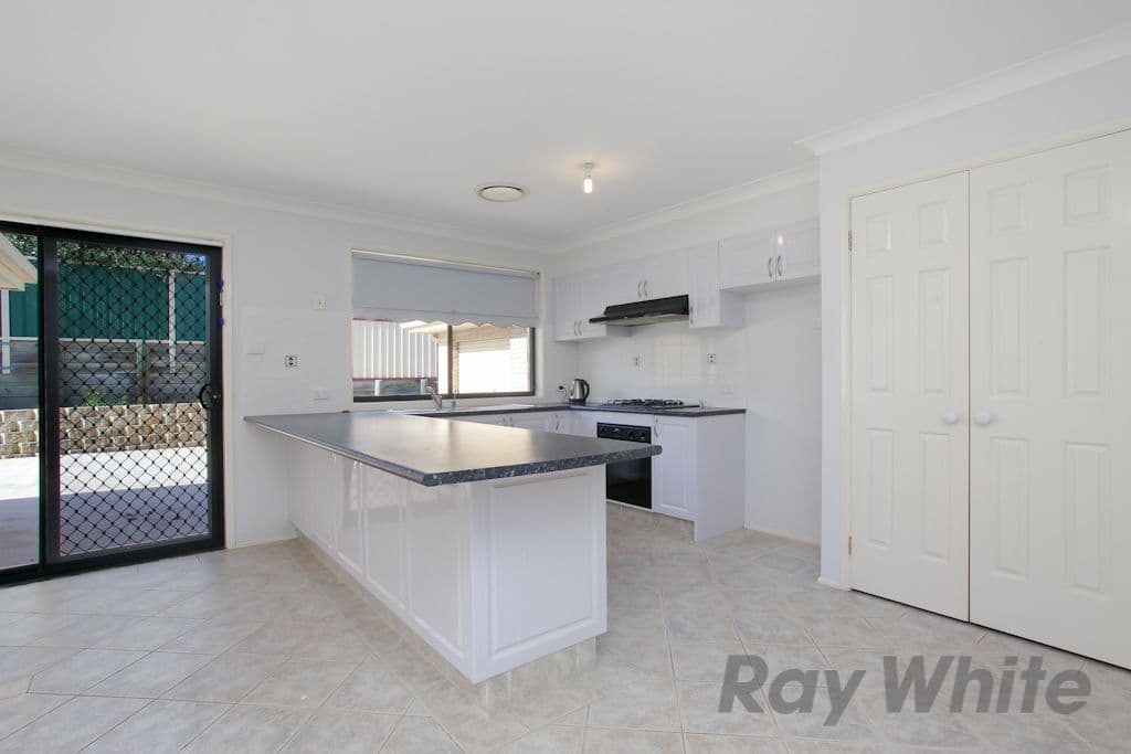 19 Toucan Close, CAMERON PARK NSW 2285, Cameron Park - Thumbnail 3