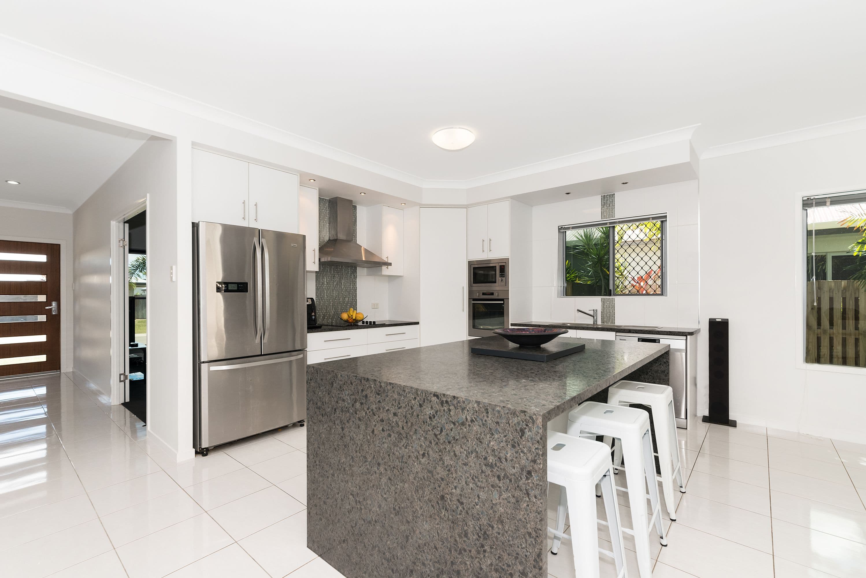 8 Sillago Street, Burdell QLD 4818, Burdell - Thumbnail 2