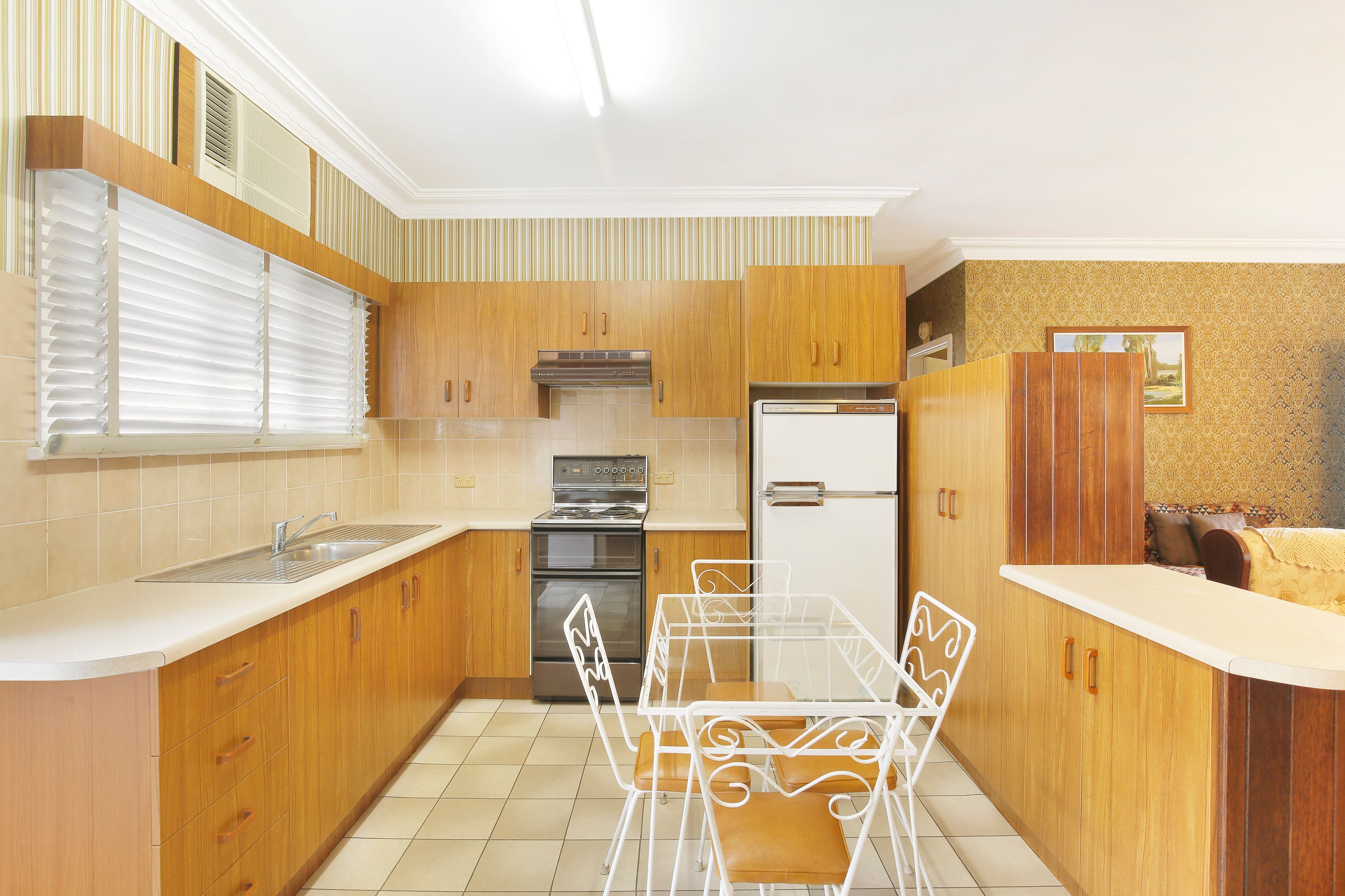 148 Cross Road, Malvern - Thumbnail 3