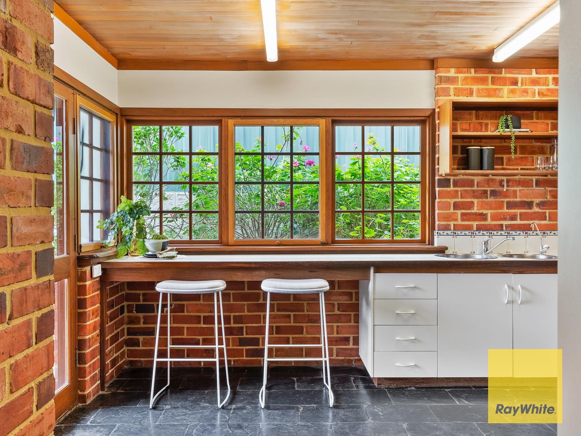 8 Smith Street, Mosman Park WA 6012, Mosman Park - Thumbnail 7