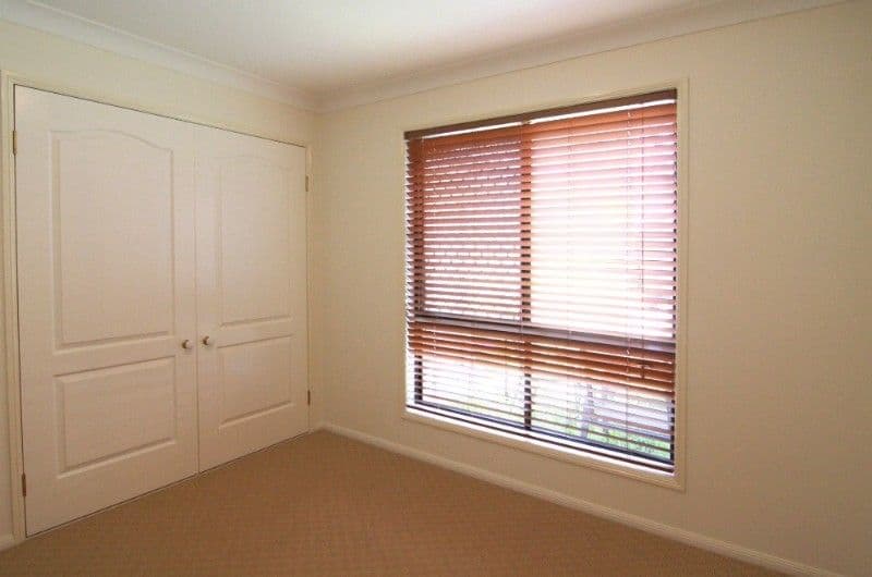 2 Cuttaburra Crescent, GLENVALE QLD 4350, Glenvale - Thumbnail 4