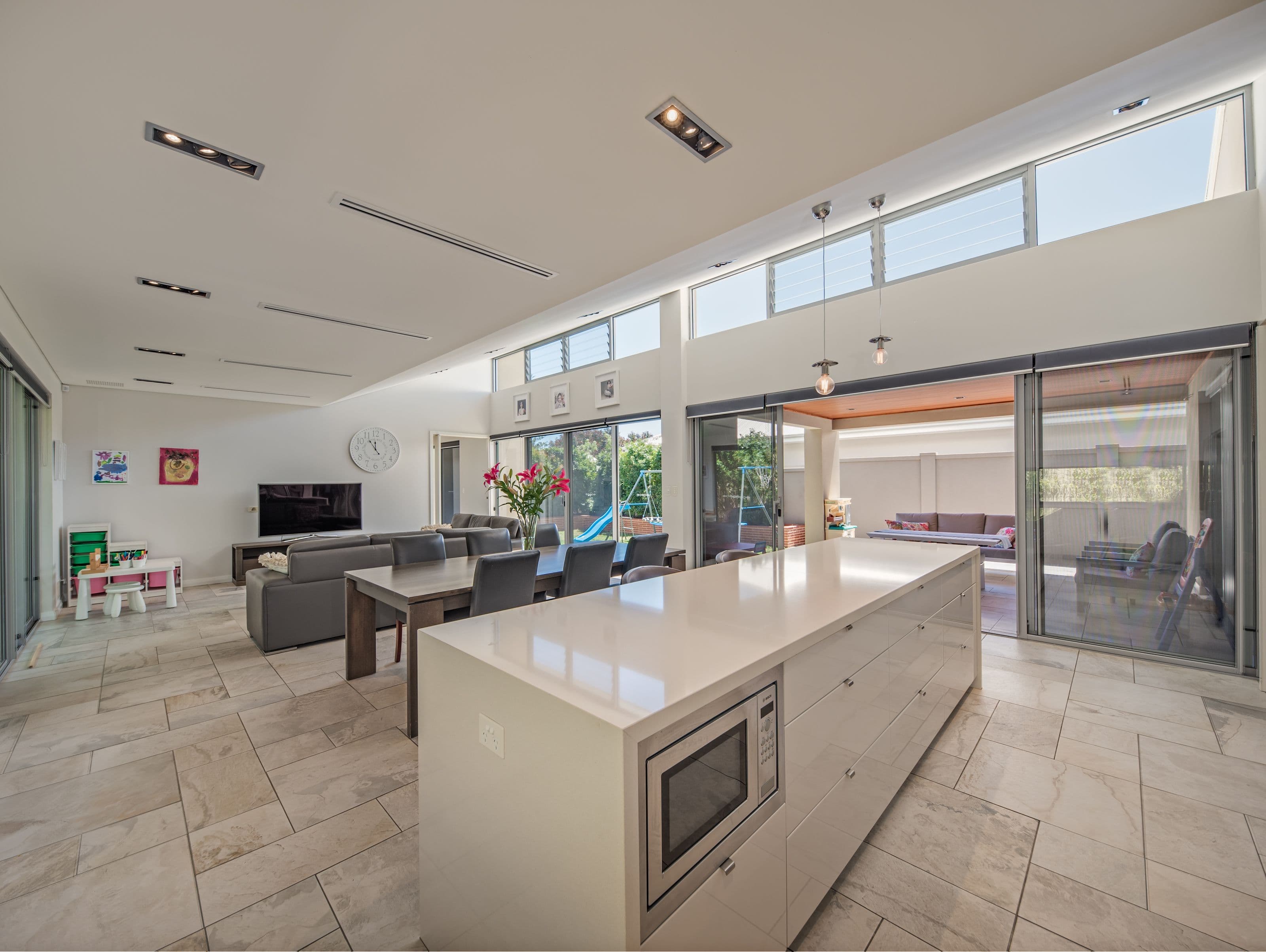 85 Pangbourne Street, Wembley WA 6014, Wembley - Thumbnail 2