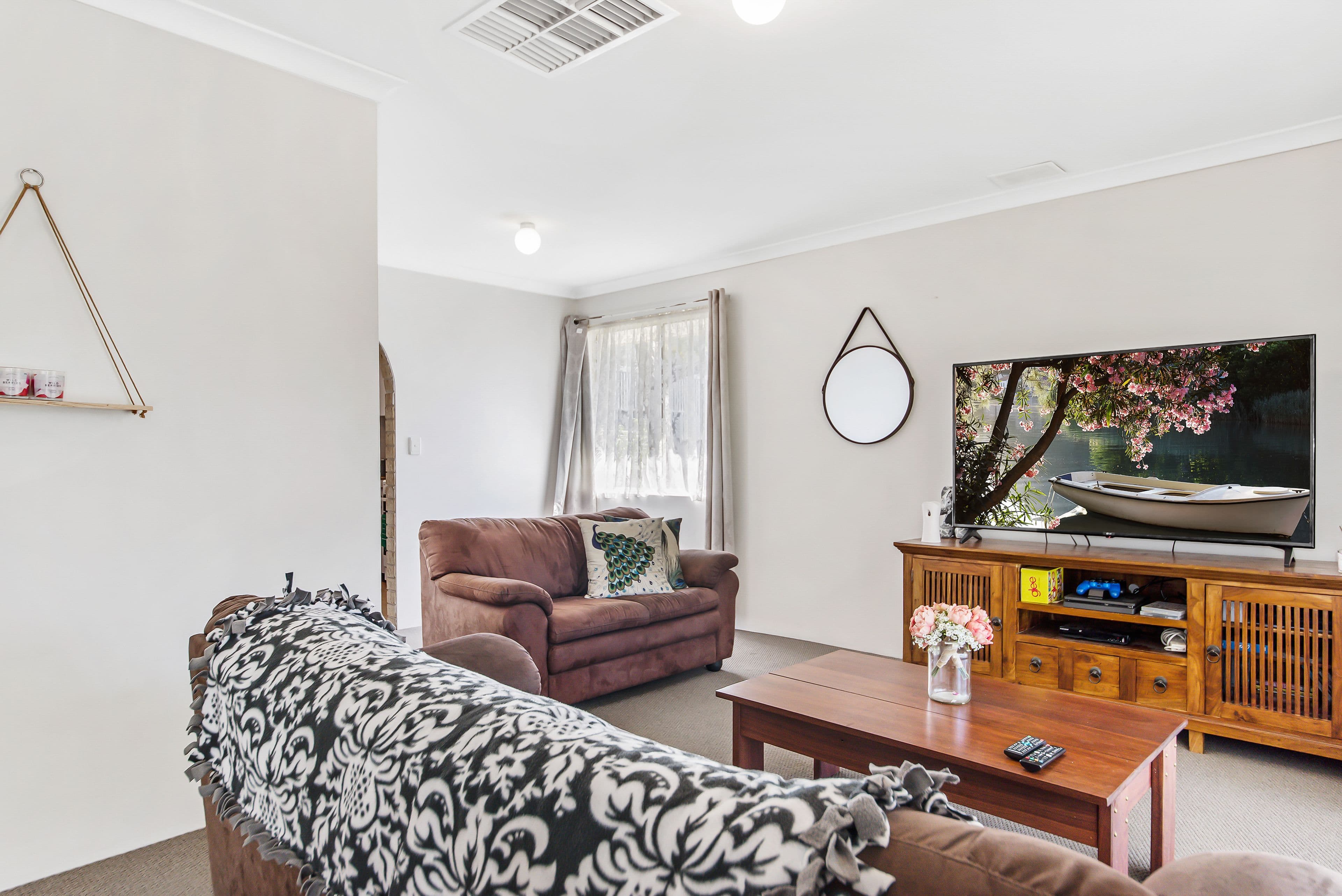 6 Birch Way, Australind WA 6233, Australind - Thumbnail 5