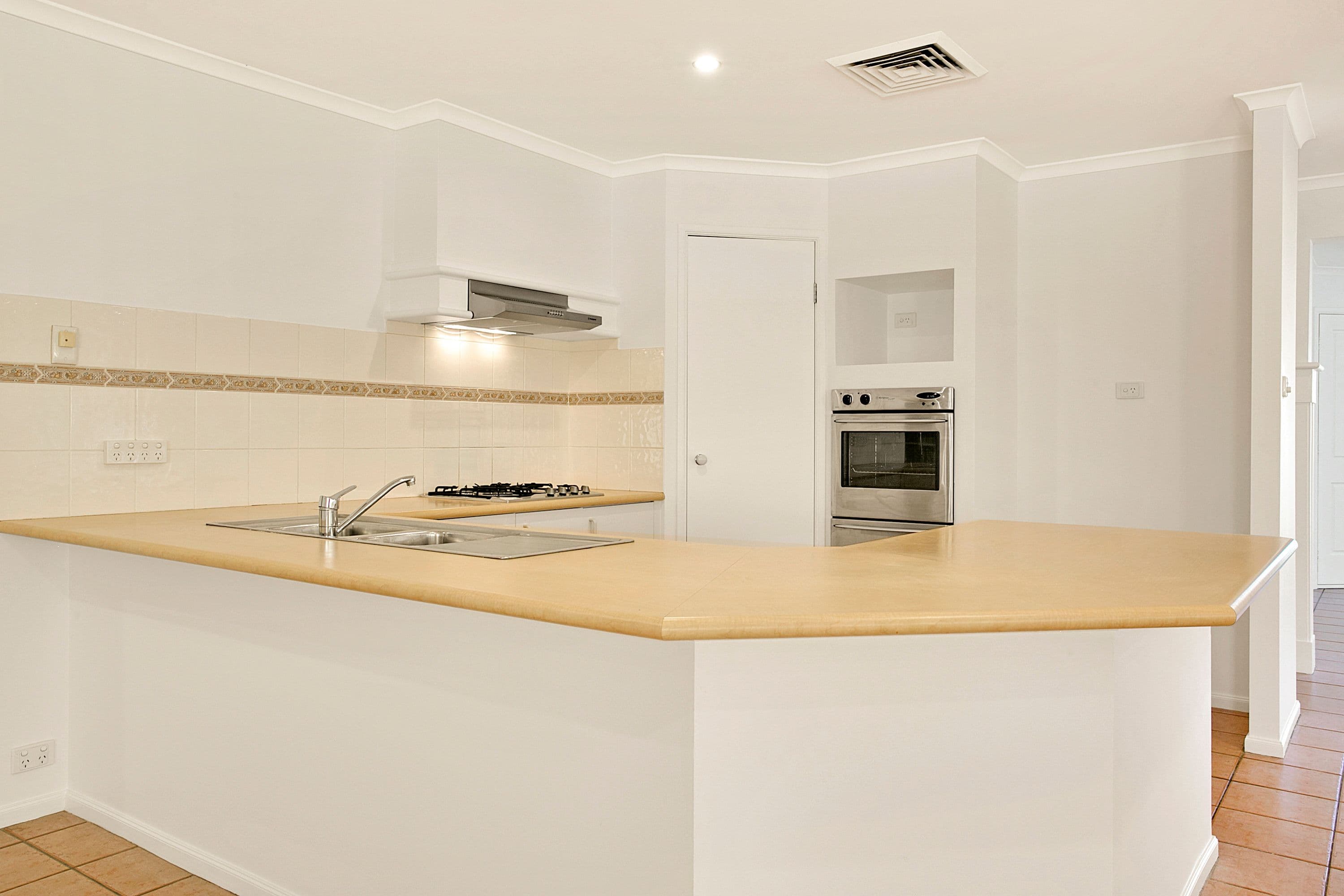 34 Perisher Street, Horningsea Park - Thumbnail 4
