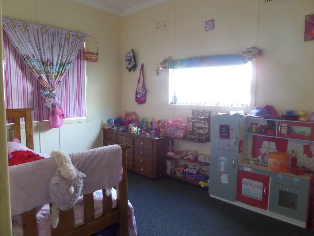 77 Ford Street, Ganmain NSW 2702, Ganmain - Thumbnail 6