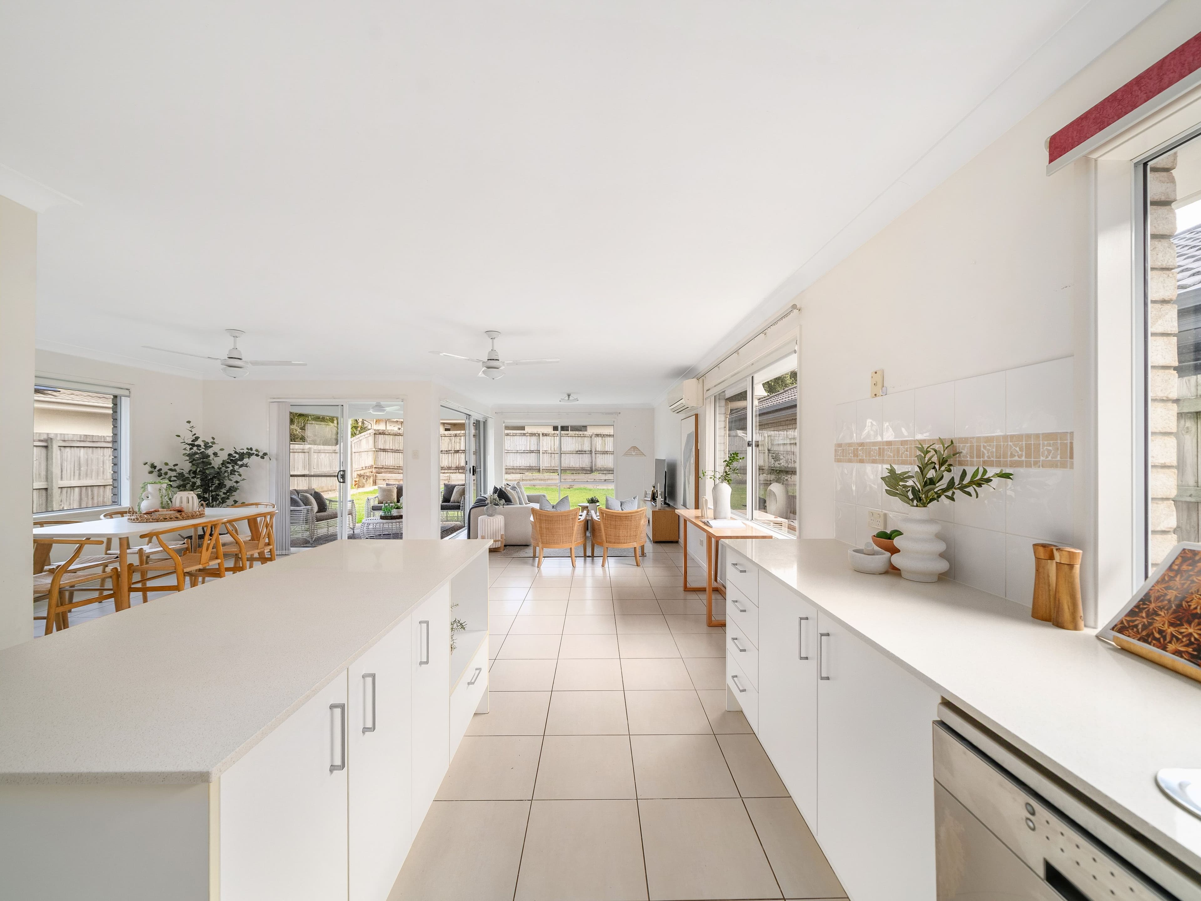 40 Mackintosh Drive, North Lakes QLD 4509, North Lakes - Thumbnail 4