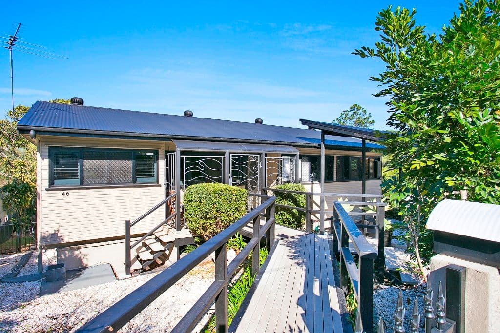 46 Lyon Avenue, Oxley QLD 4075, Oxley - Thumbnail 2