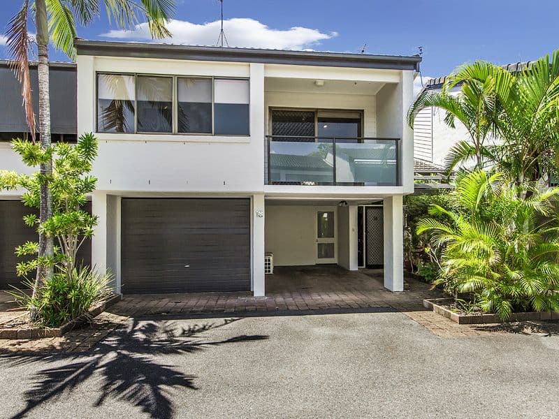 9 Freyburg Street, Bundall QLD 4217, Bundall - Thumbnail 3