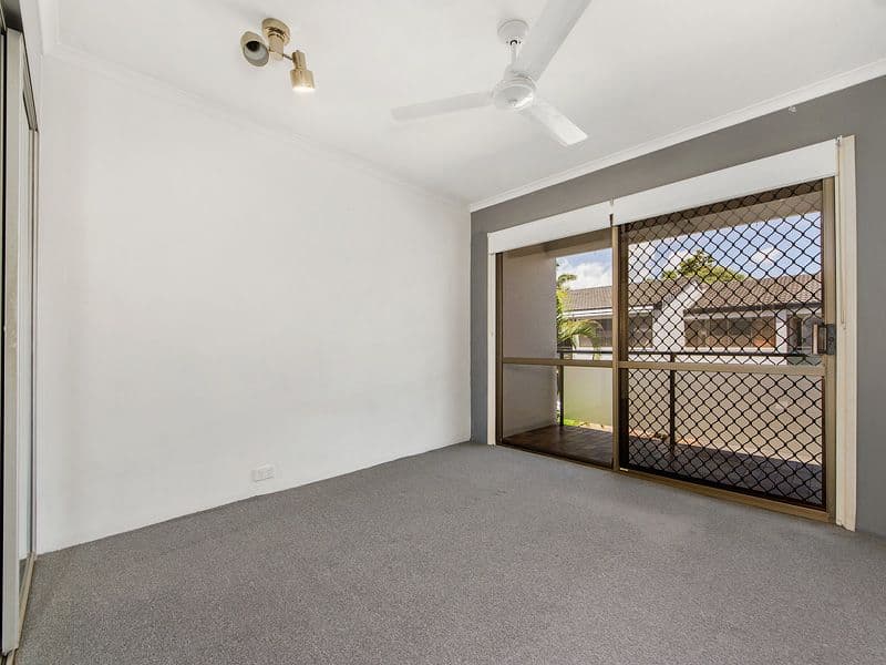 9 Freyburg Street, Bundall QLD 4217, Bundall - Thumbnail 8
