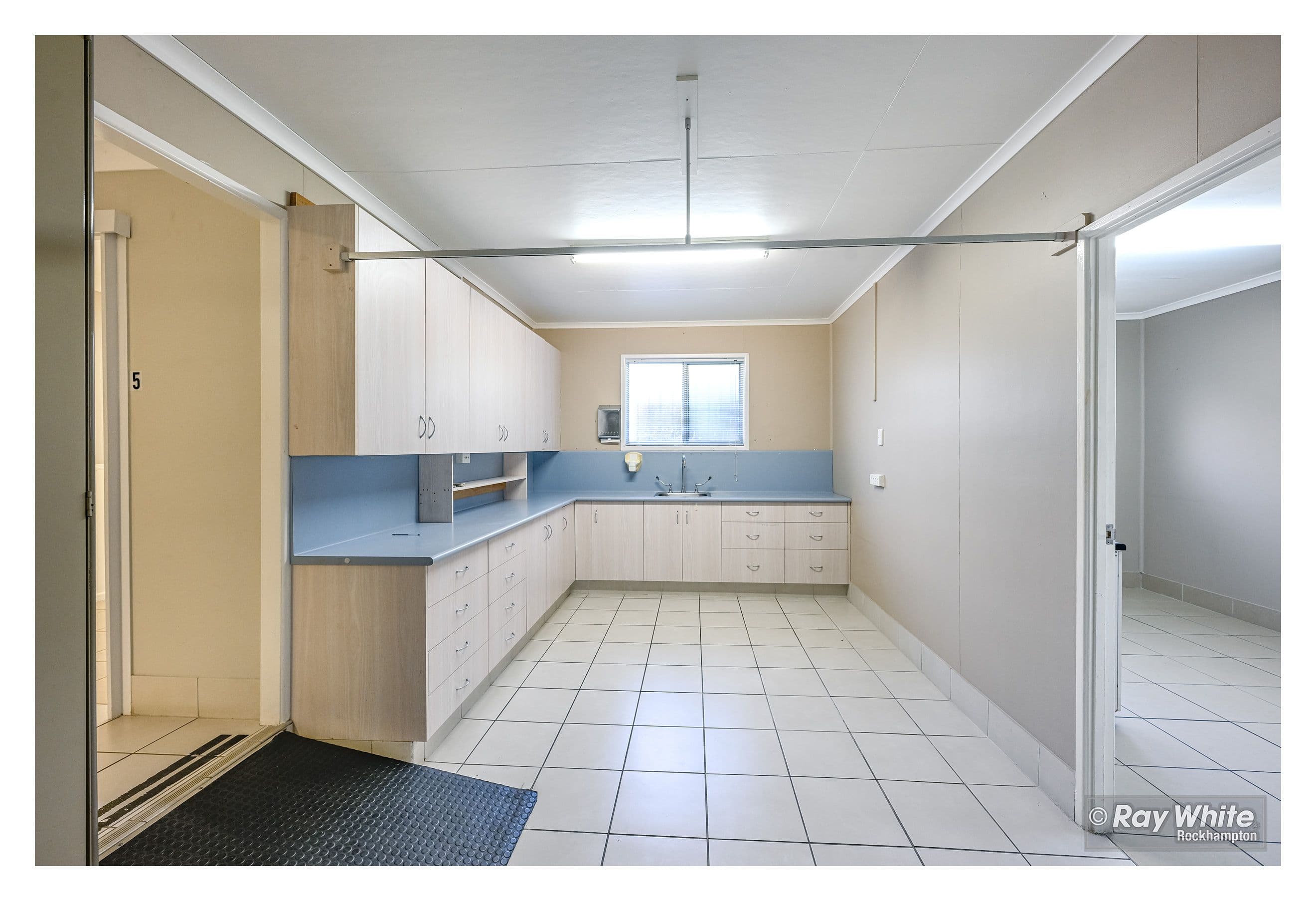 134 Elphinstone Street, Berserker QLD 4701, Berserker - Thumbnail 5