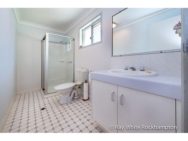 13 Stenlake Avenue, Kawana QLD 4701, Kawana - Thumbnail 8