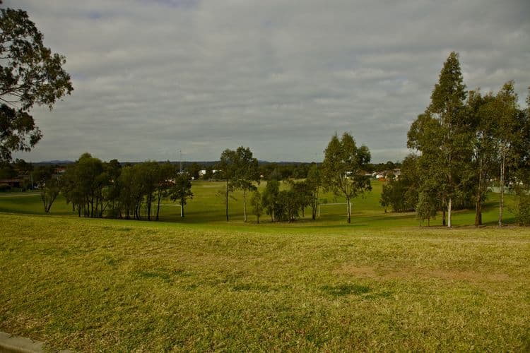 60 Blaxland Avenue, SINGLETON NSW 2330, Singleton Heights - Thumbnail 2