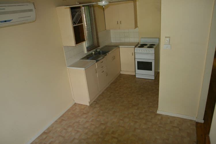 60 Blaxland Avenue, SINGLETON NSW 2330, Singleton Heights - Thumbnail 3
