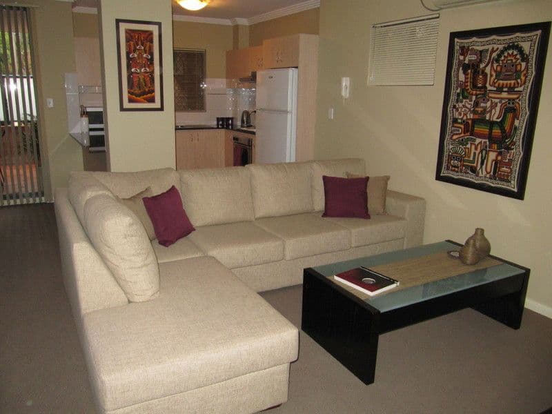 38 Sherwood Road, MERRYLANDS NSW 2160, Merrylands West - Thumbnail 2