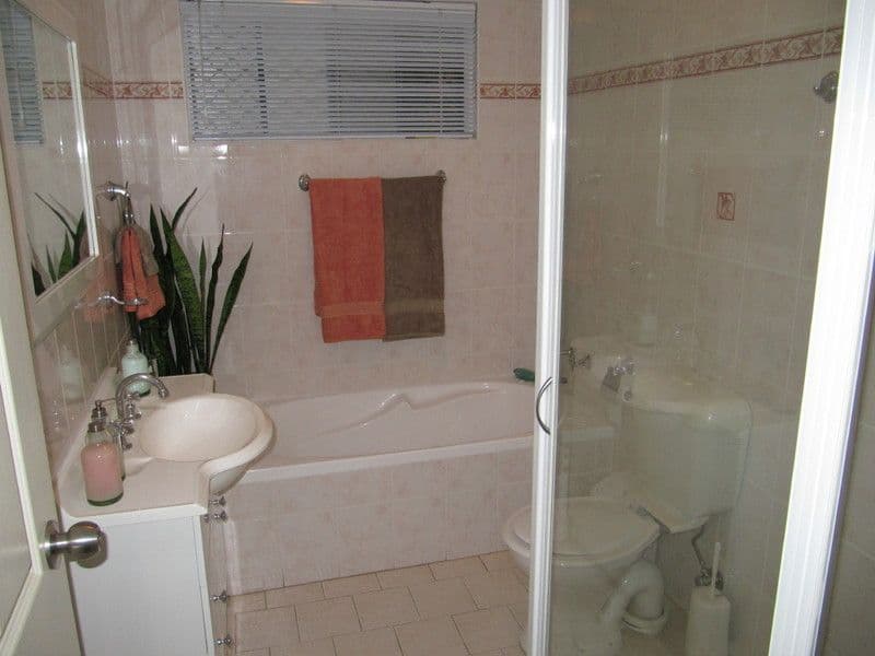 38 Sherwood Road, MERRYLANDS NSW 2160, Merrylands West - Thumbnail 5