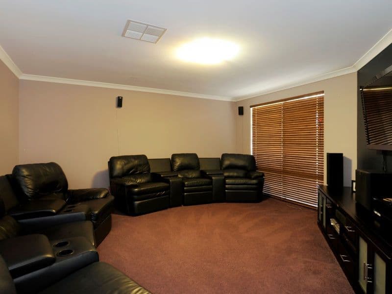 14 Surf Drive, SECRET HARBOUR WA 6173, Secret Harbour - Thumbnail 3
