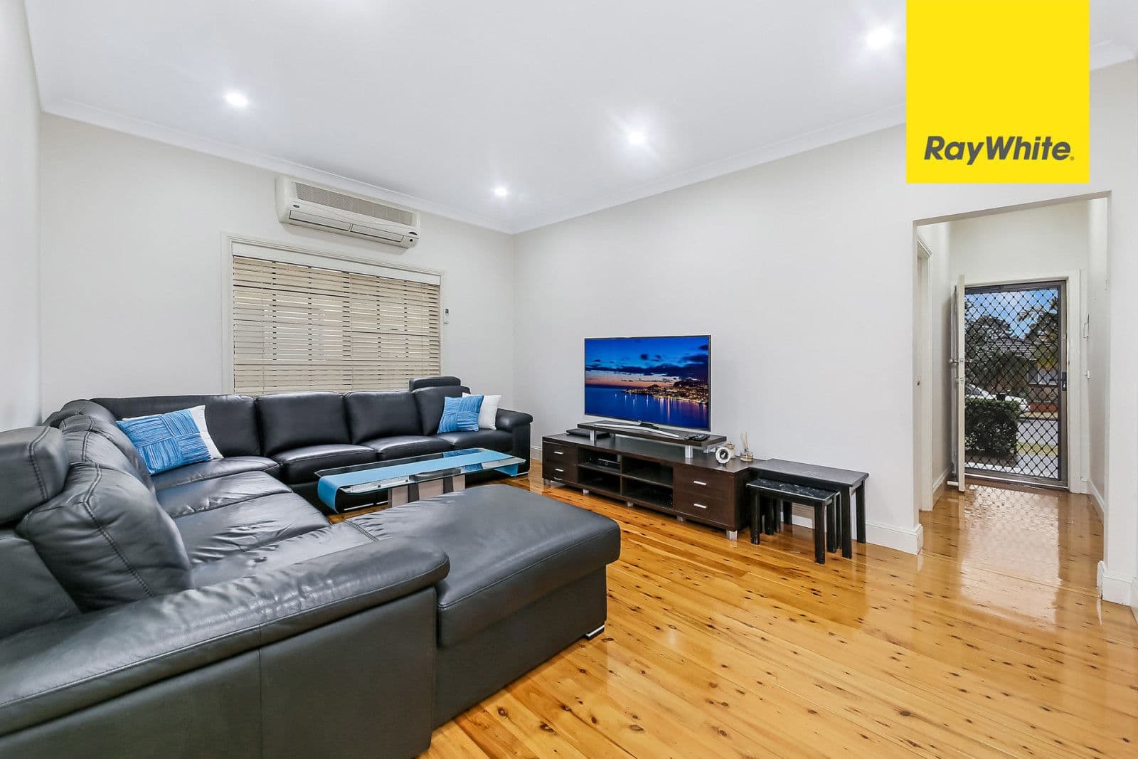 9 Noosa Court, Seaford Rise - Thumbnail 2