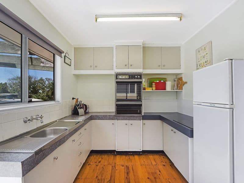 9 Golden Avenue, Kallangur QLD 4503, Kallangur - Thumbnail 3