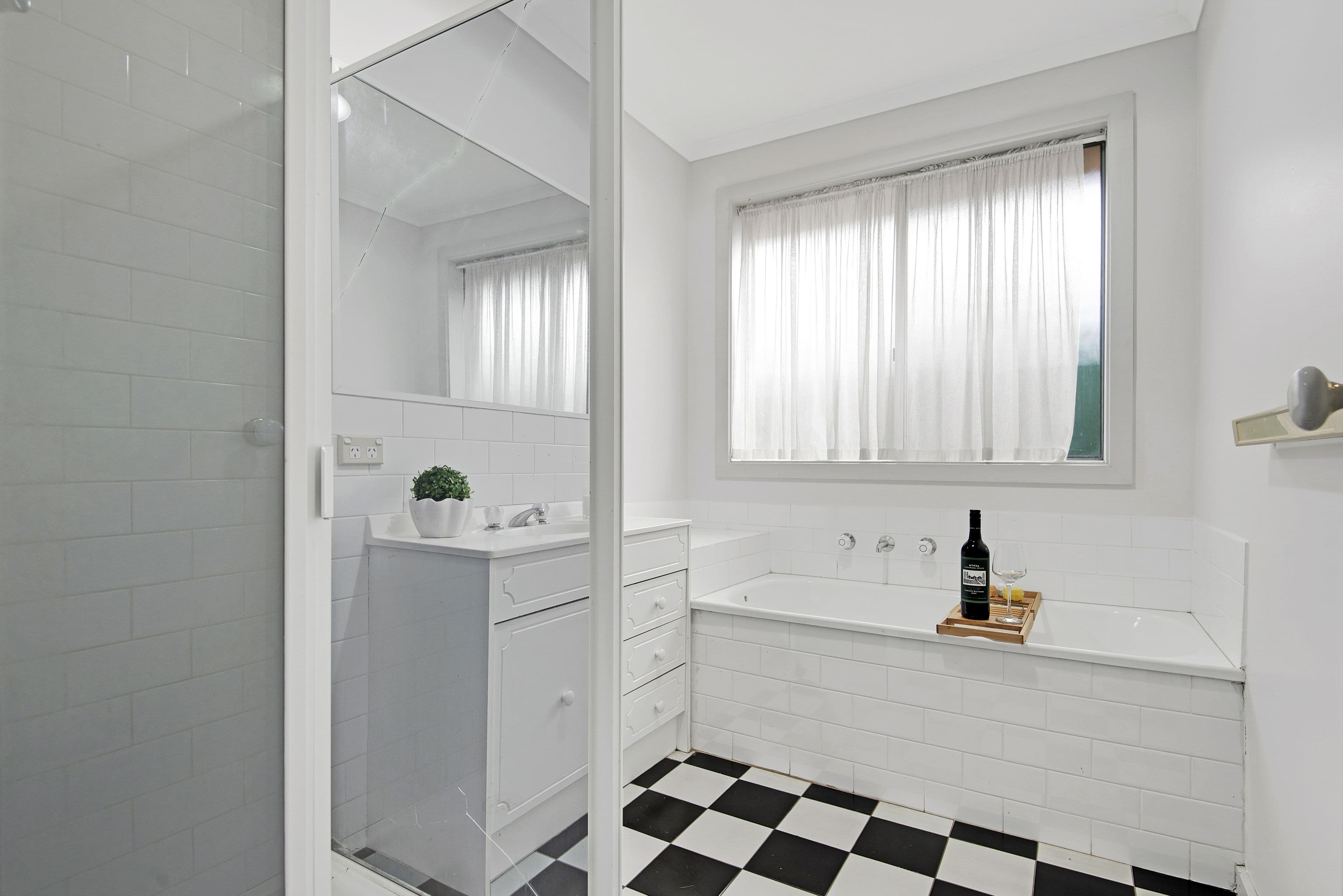 11 Lynch Court, Altona Meadows VIC 3028, Altona Meadows - Thumbnail 5