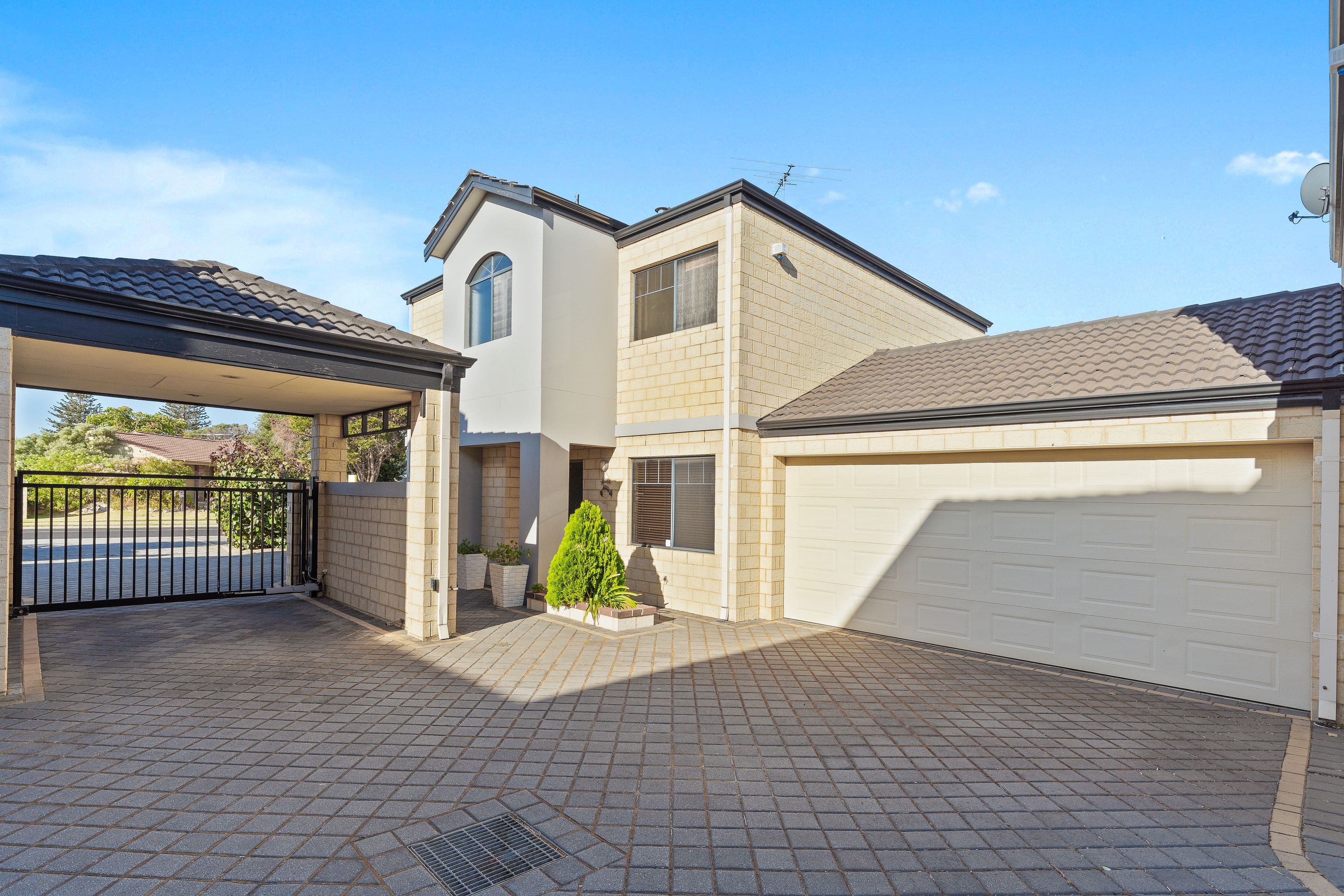 5 Harrison Street, Rockingham WA 6168, Rockingham - Image 1
