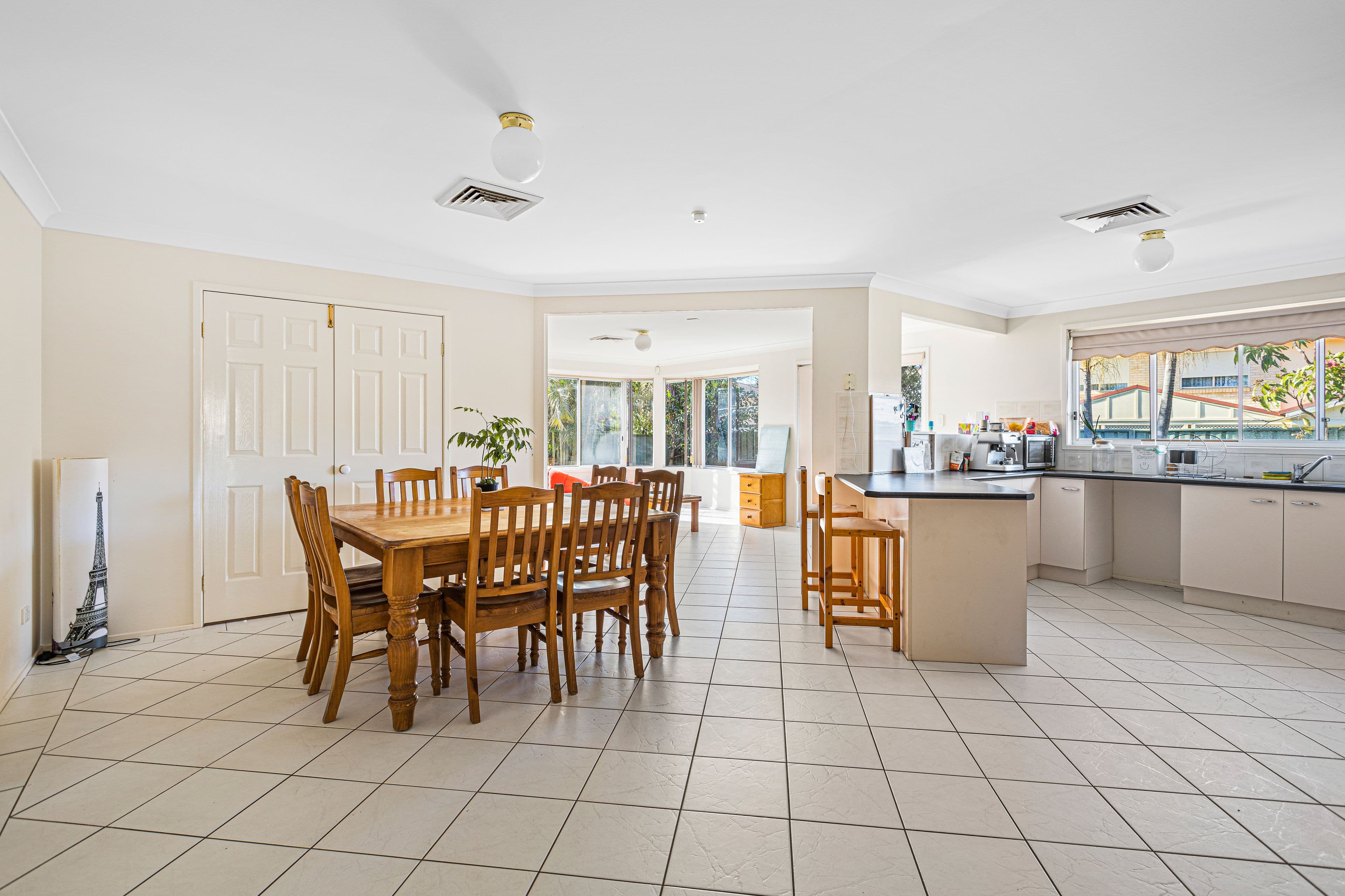 4 Medlow Way, Albion Park NSW 2527, Albion Park - Thumbnail 3