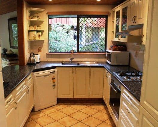 68-70 Freemont Drive, TAMBORINE MOUNTAIN QLD 4272, Tamborine Mountain - Thumbnail 4