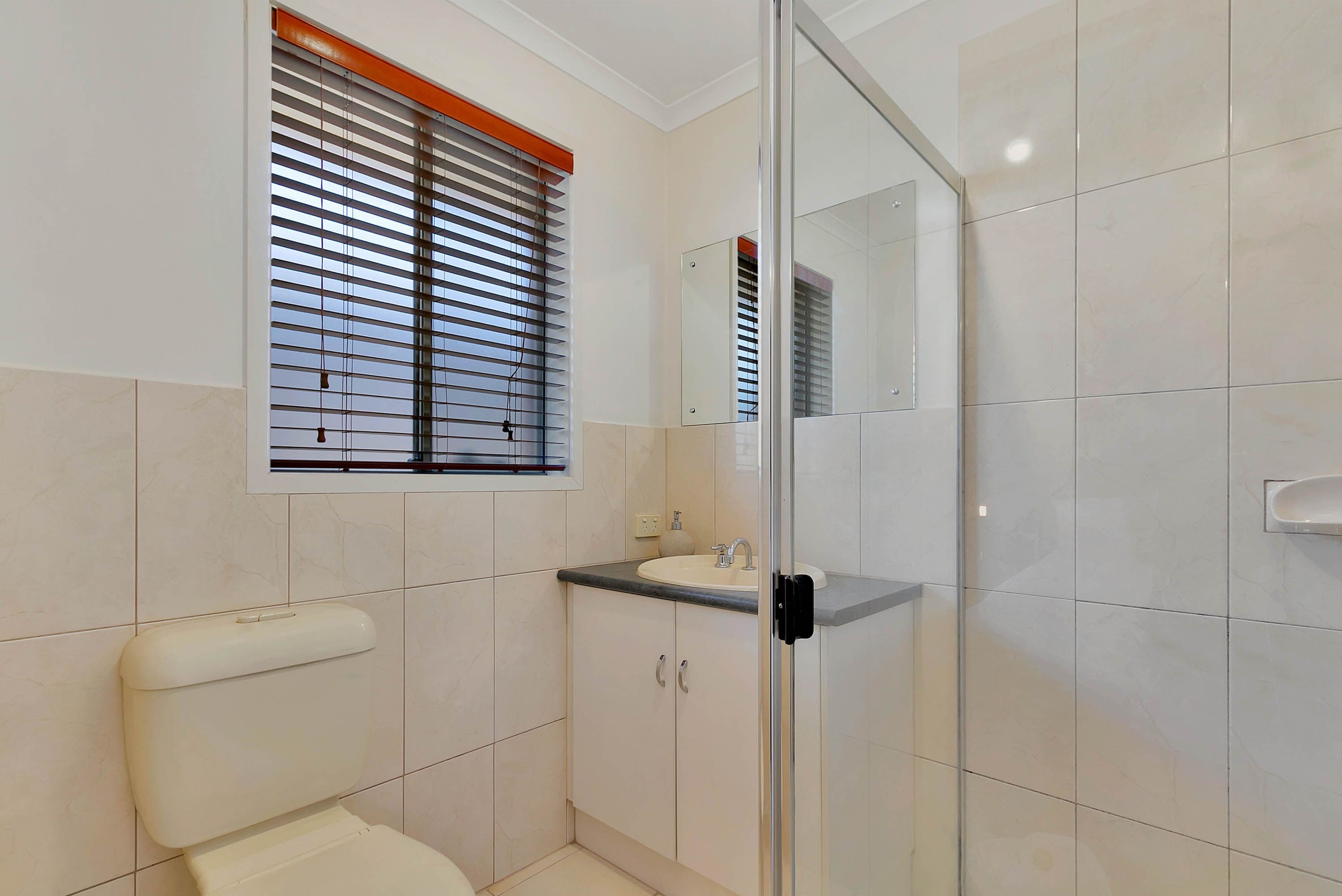 11 Chelmsford Street, Craigmore SA 5114, Craigmore - Thumbnail 5