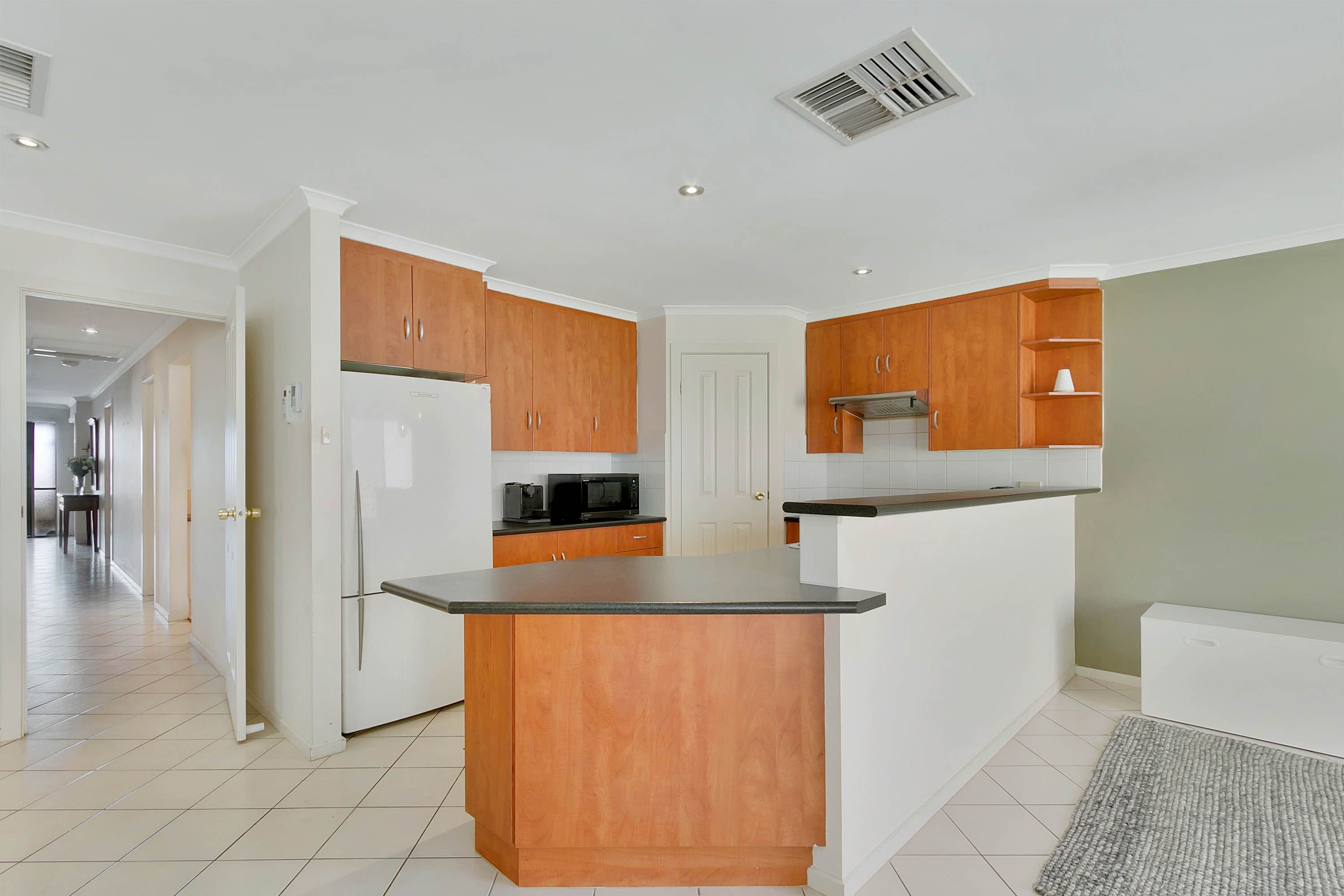 11 Chelmsford Street, Craigmore SA 5114, Craigmore - Thumbnail 8