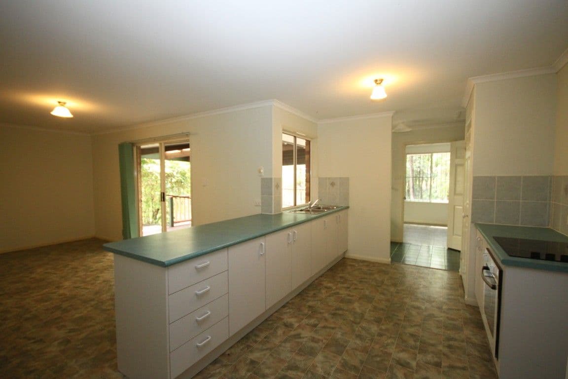 25 Blackbean Court, Black Mountain QLD 4563, Black Mountain - Thumbnail 3