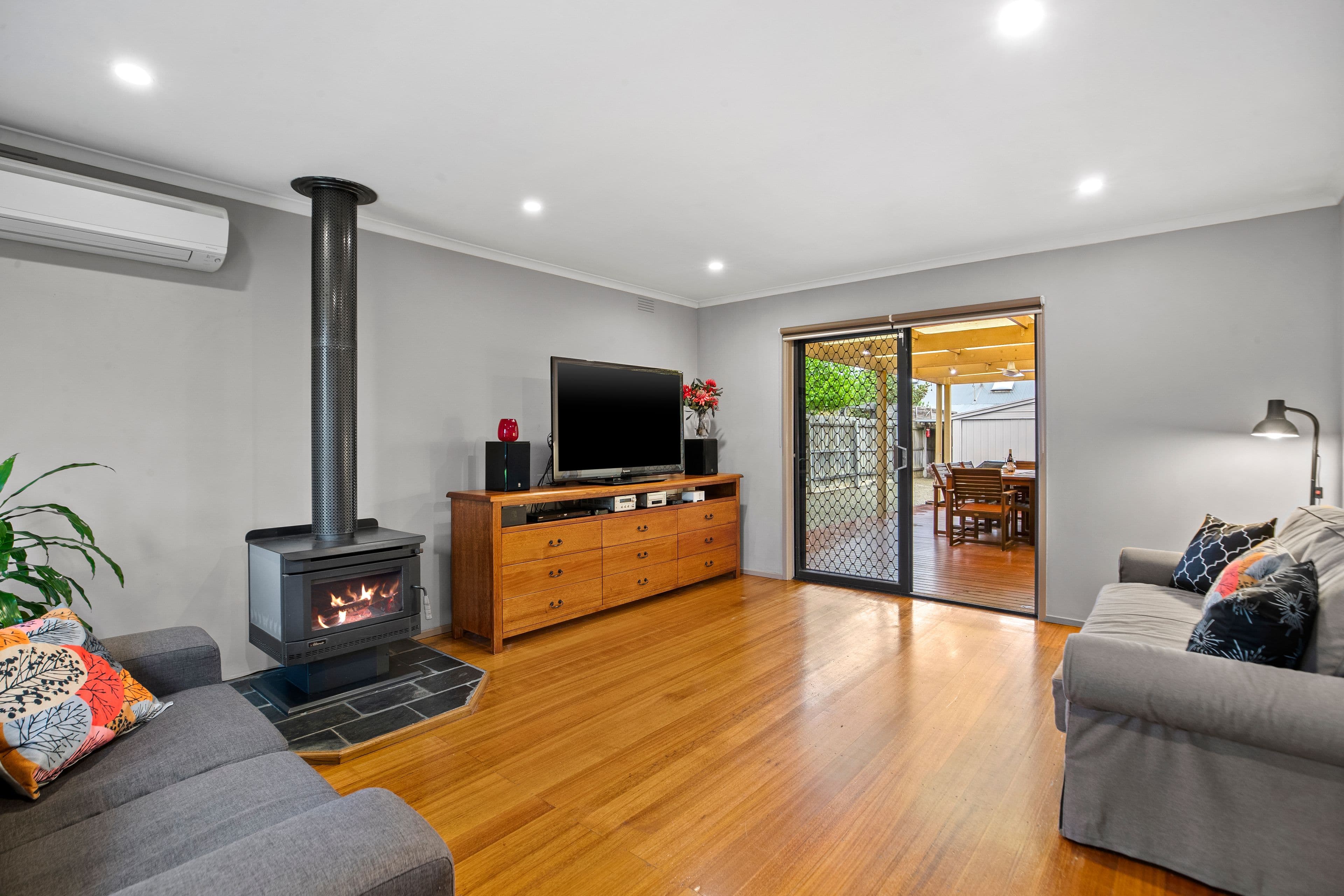 12 Beckenham Drive, Ferntree Gully VIC 3156, Ferntree Gully - Thumbnail 2