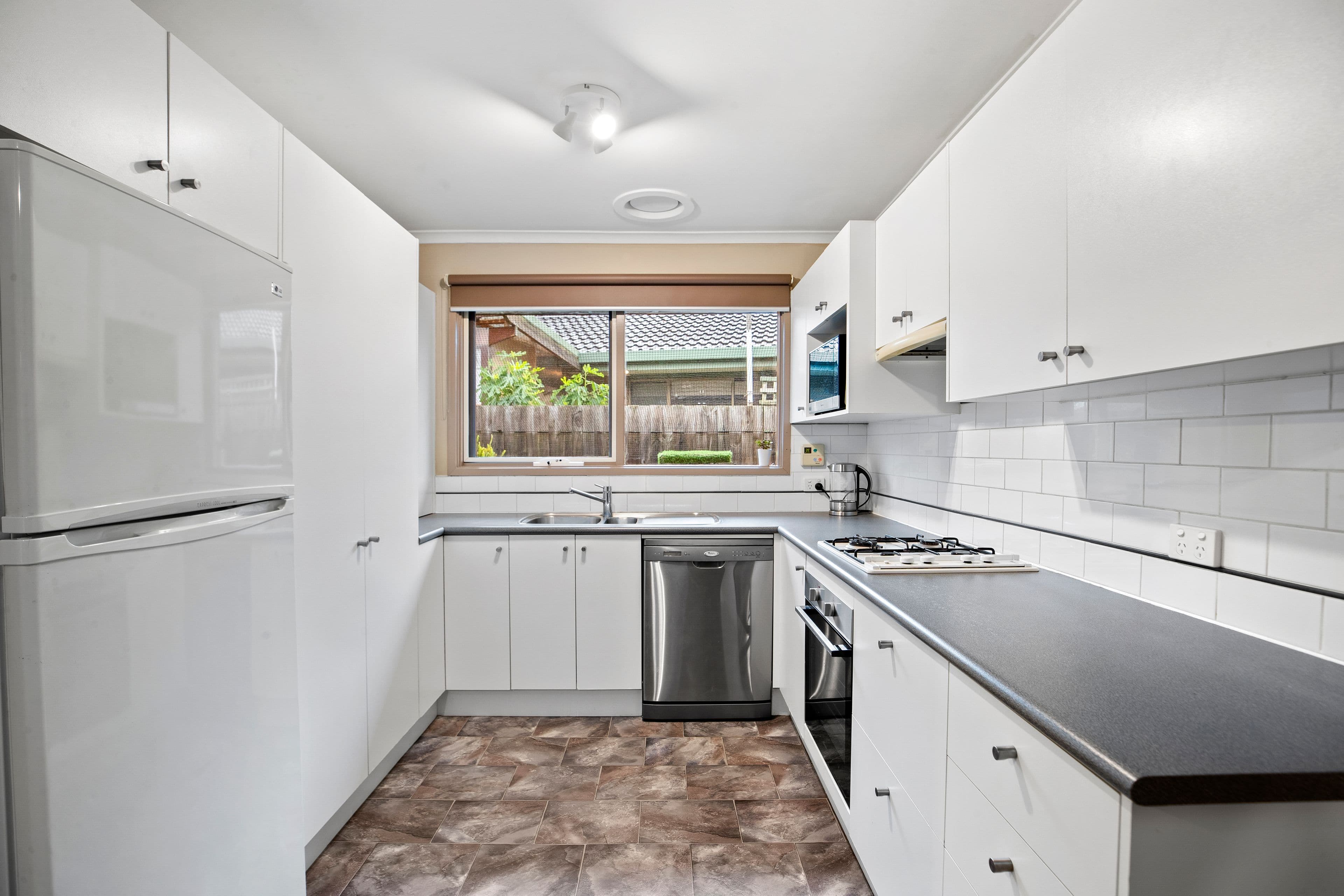 12 Beckenham Drive, Ferntree Gully VIC 3156, Ferntree Gully - Thumbnail 5