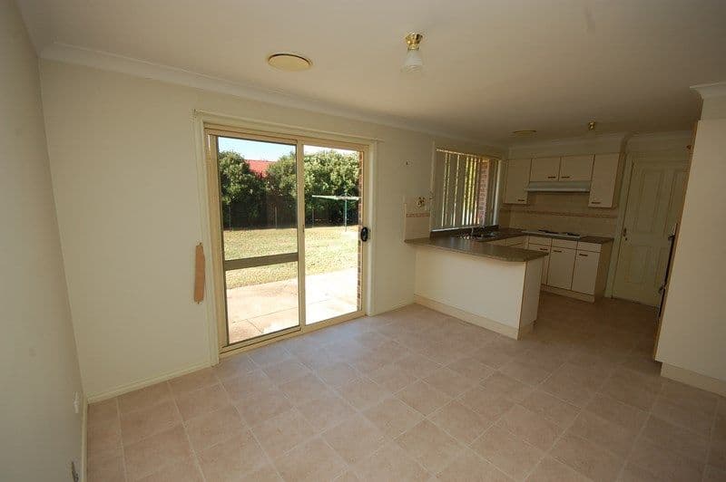 10 Northgrove Drive, GRIFFITH NSW 2680, Griffith - Thumbnail 3