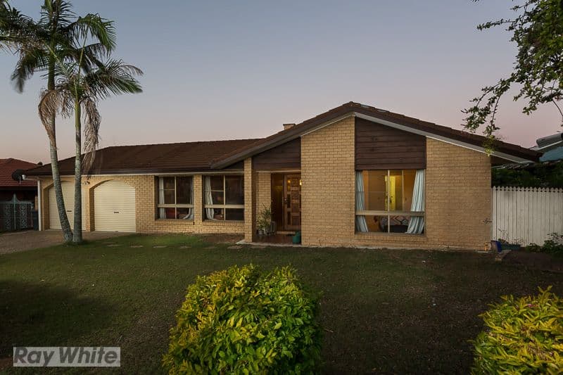 14 Lochleven Street, Carindale QLD 4152, Carindale - Image 1