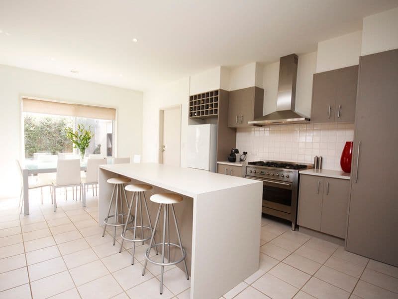 7 Fogarty Avenue, HIGHTON VIC 3216, Highton - Thumbnail 4