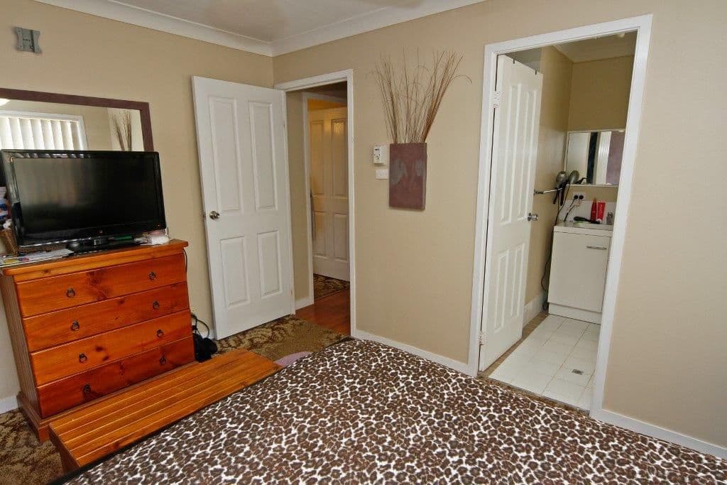 9 Wootton Crescent, TAREE NSW 2430, Taree - Thumbnail 6