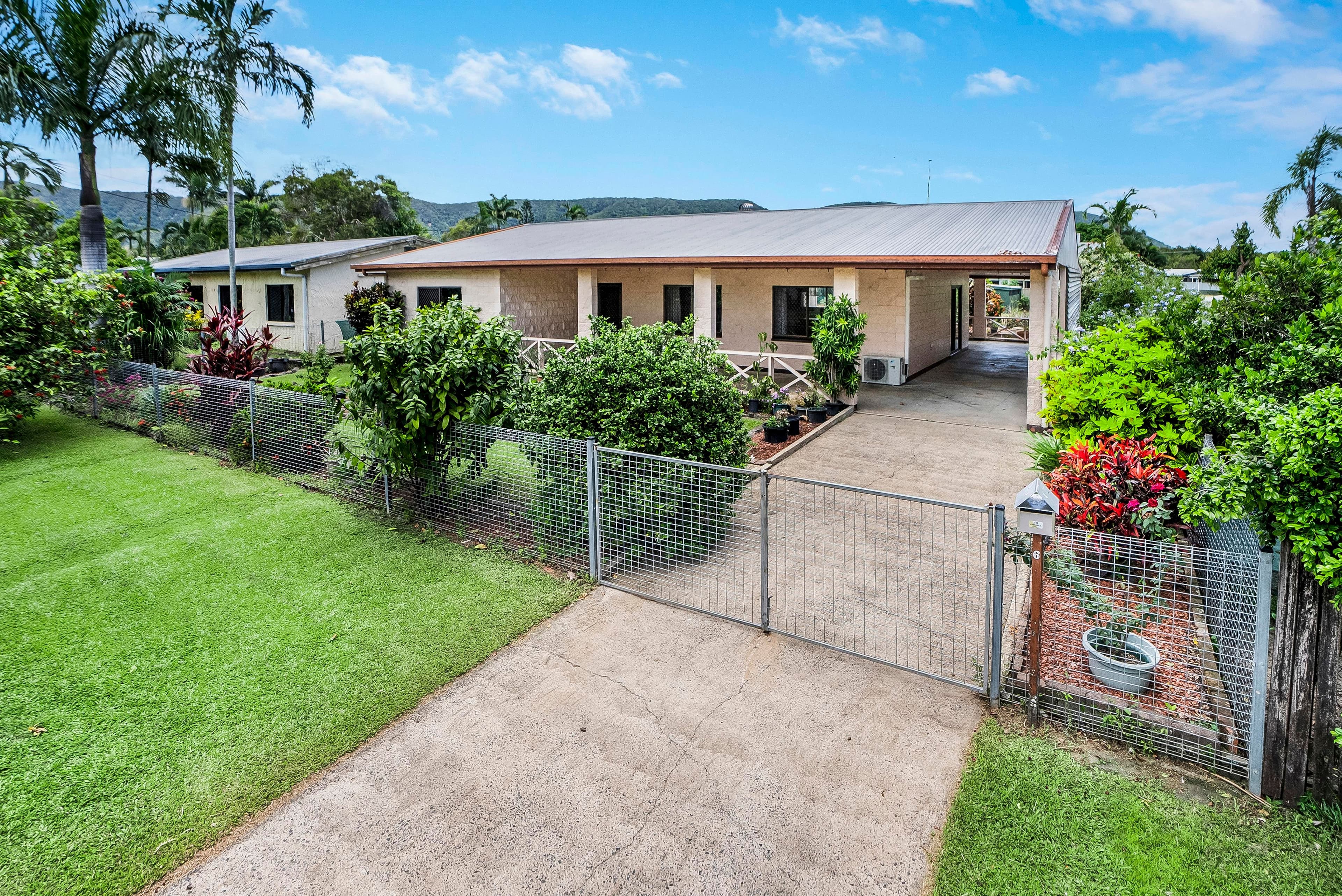 6 Maurice Street, Kewarra Beach QLD 4879, Kewarra Beach - Thumbnail 2