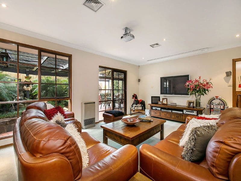 2-4 Chaldron Place, DINGLEY VILLAGE VIC 3172, Dingley Village - Thumbnail 5