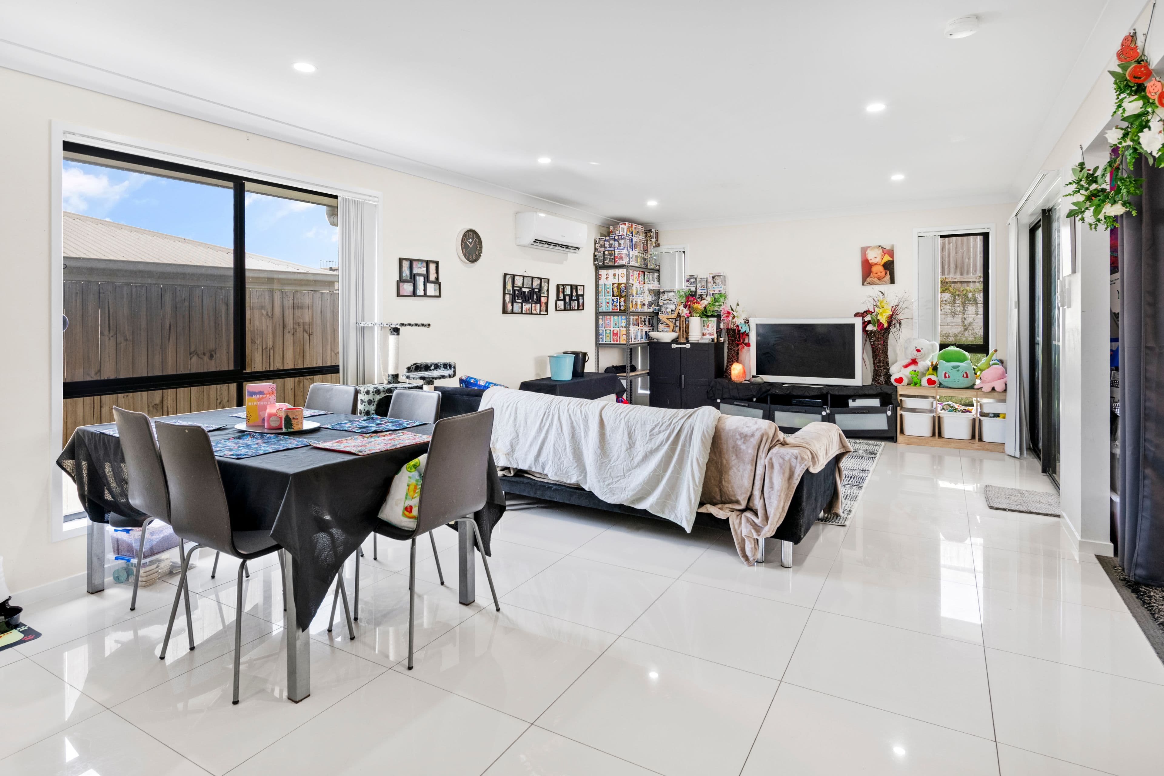 13 Locke Crescent, Redbank Plains QLD 4301, Redbank Plains - Thumbnail 4