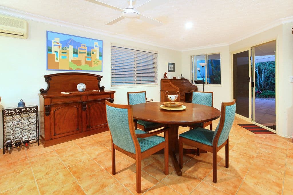 98 McLean Street, Coolangatta QLD 4225, Coolangatta - Thumbnail 6